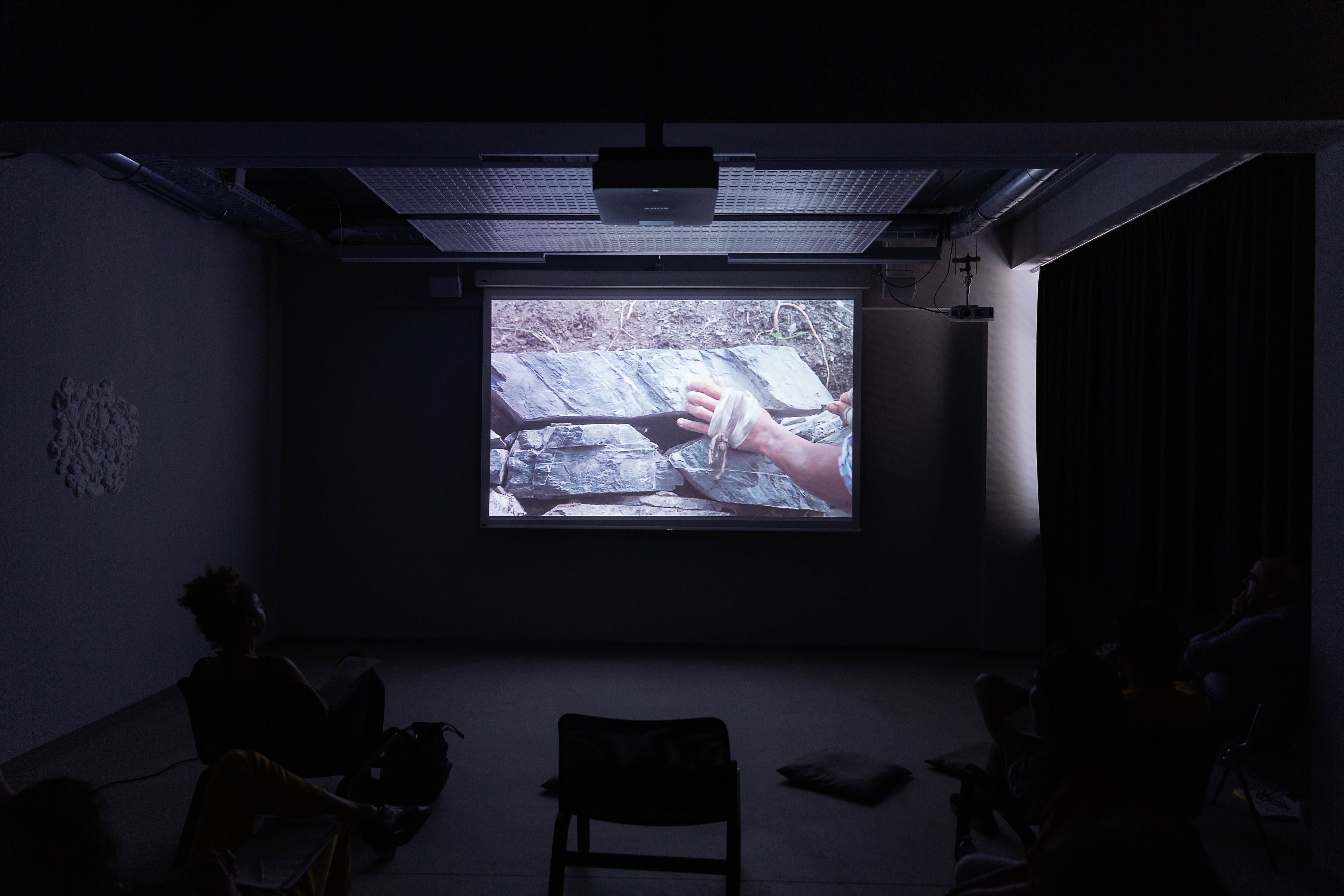 VV (pour vestiges vertiges), Emilie Moor, CCC – Programme Master de recherche HEAD – Genève