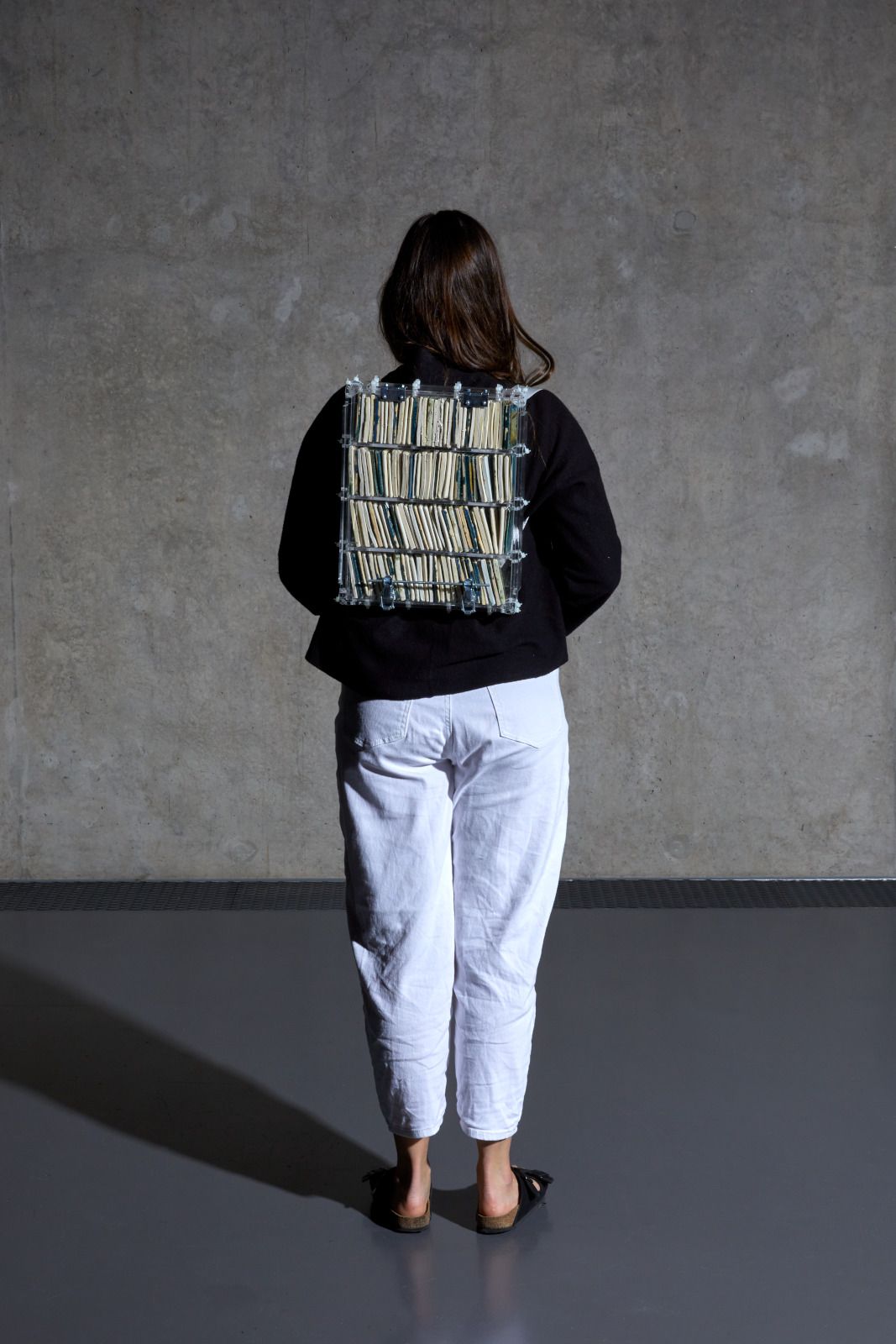 J'ai fabriqué des catelles de sel pour en faire un portail, projet de diplome de lou tivollier, Master Espace & communication 2022, HEAD – Genève