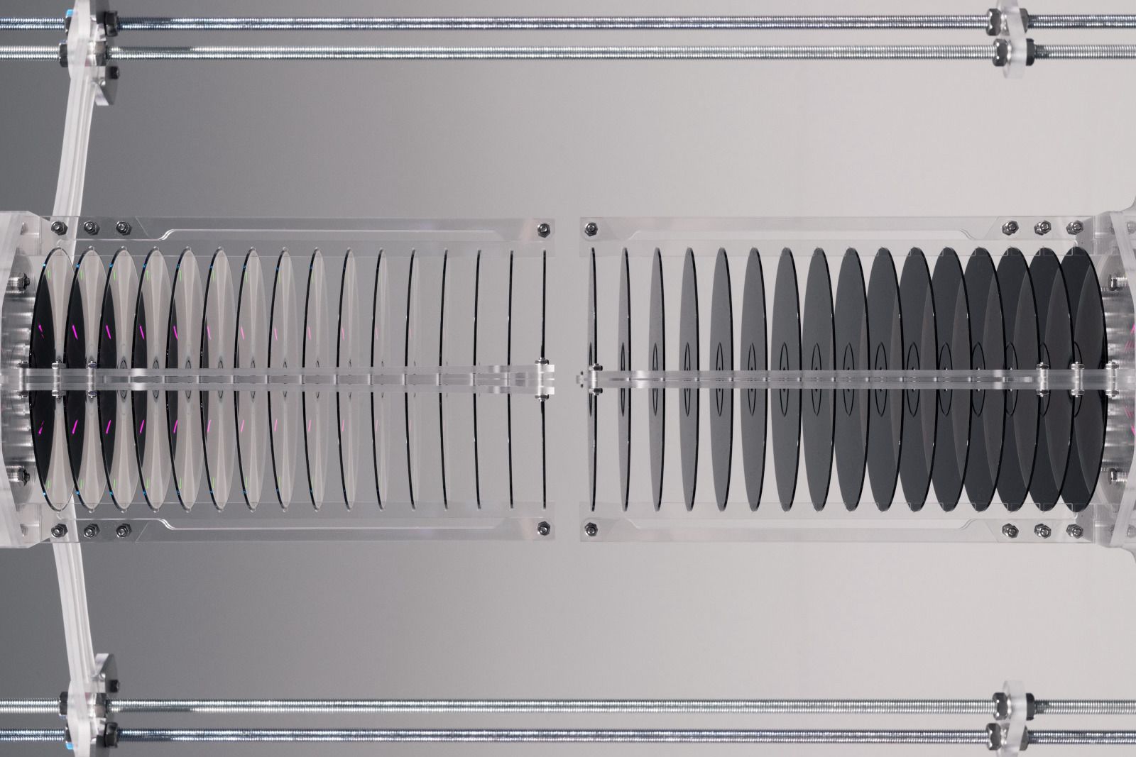 Longtemps, nous nous sommes tus ensemble, projet de diplôme de Nessim Kaufmann, Master Espace & Communication HEAD Genève, 2022