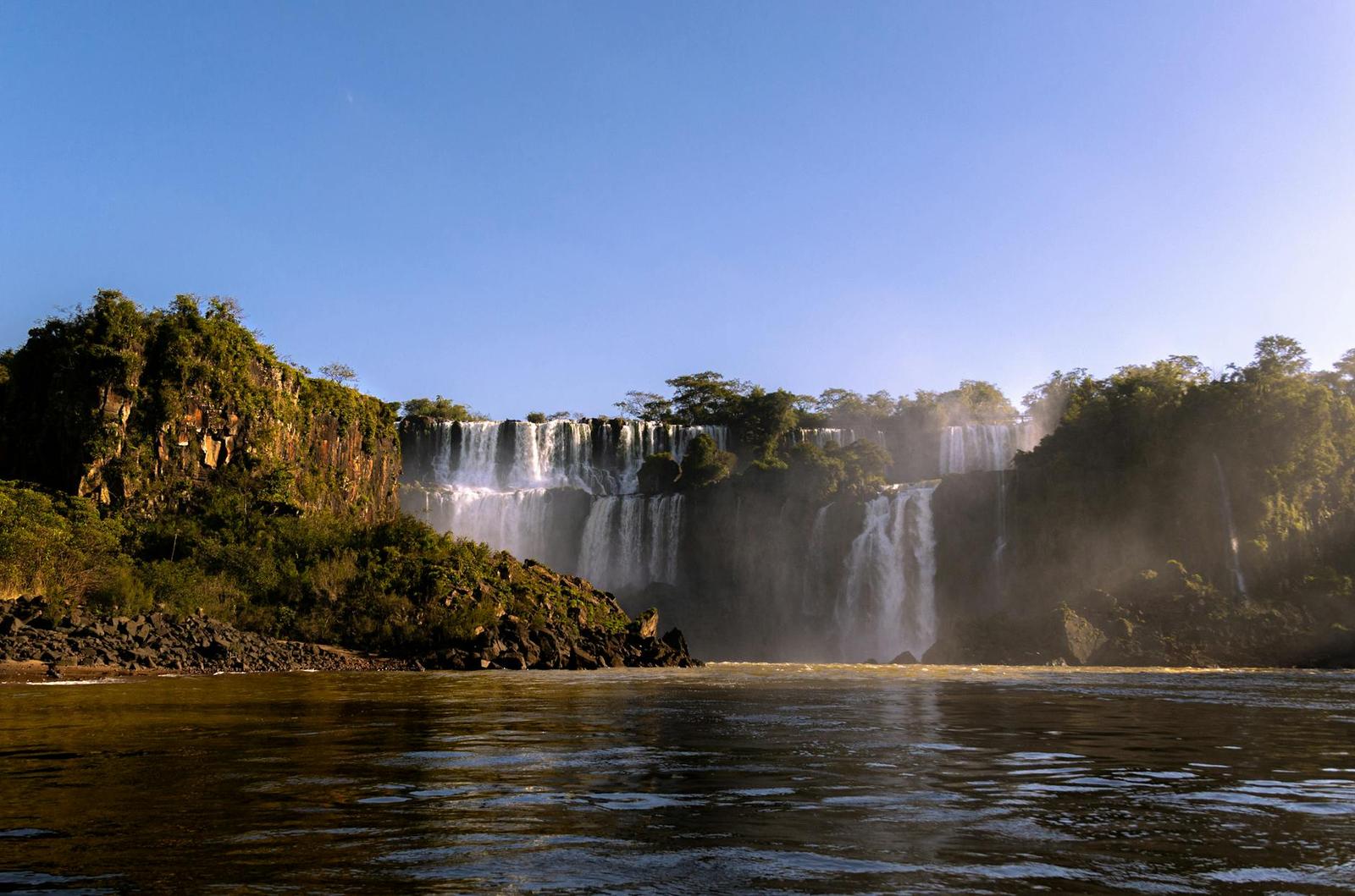 Breathtaking Iguazú Falls in Argentina