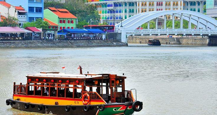 Singapore River cruise & quayside dinner