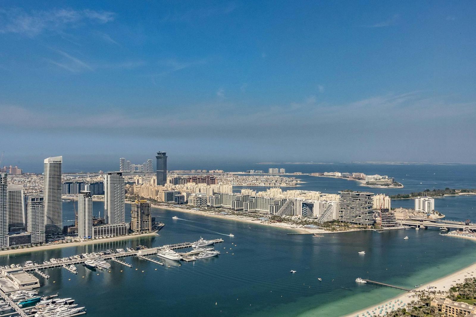 The View At Palm + Miracle Garden + Jumeirah Beach + Dubai Marina Dinner Cruise on day 3, UAE