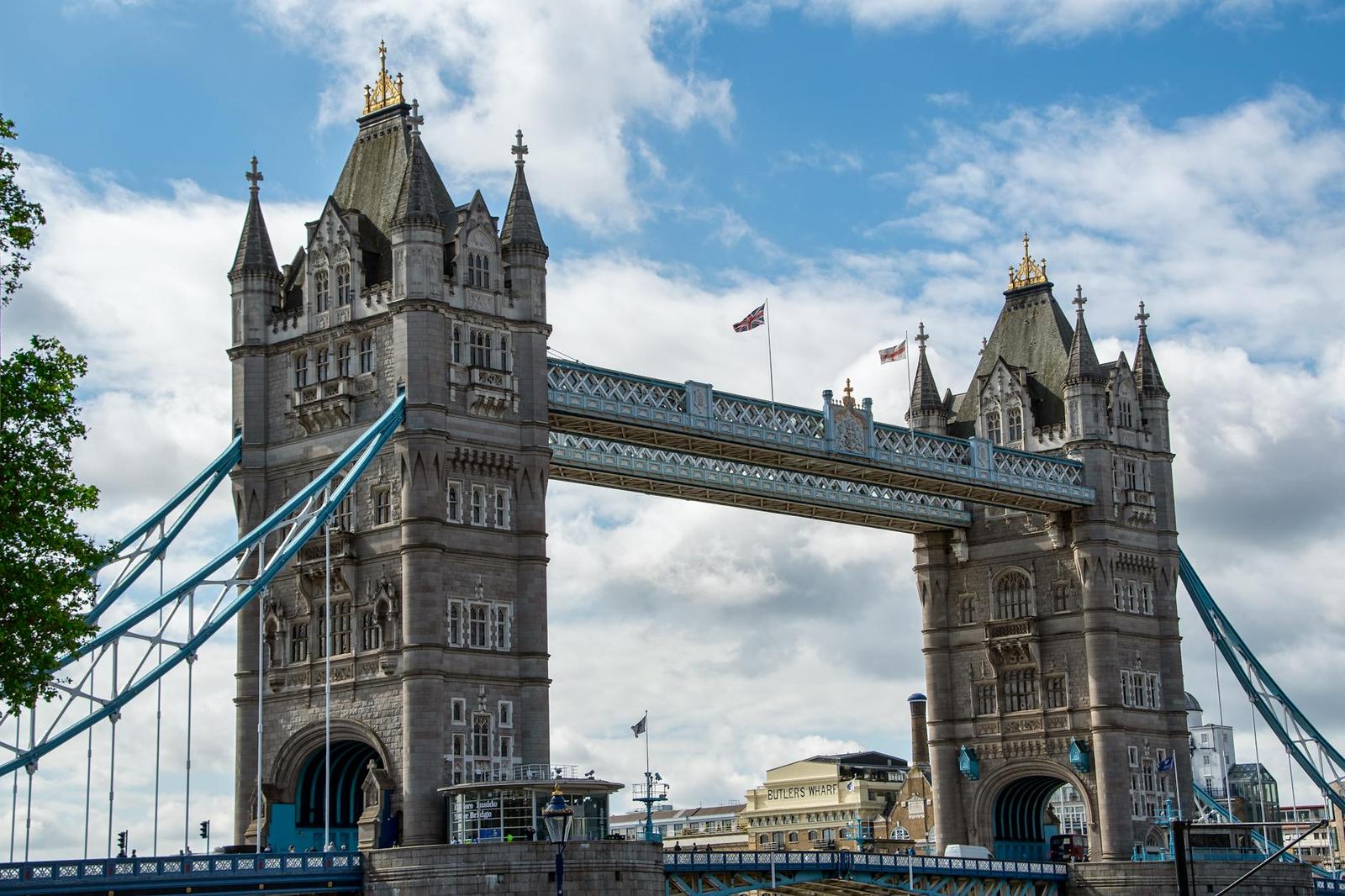 A stunning view of the famous Tower Bridge in London with clear skies