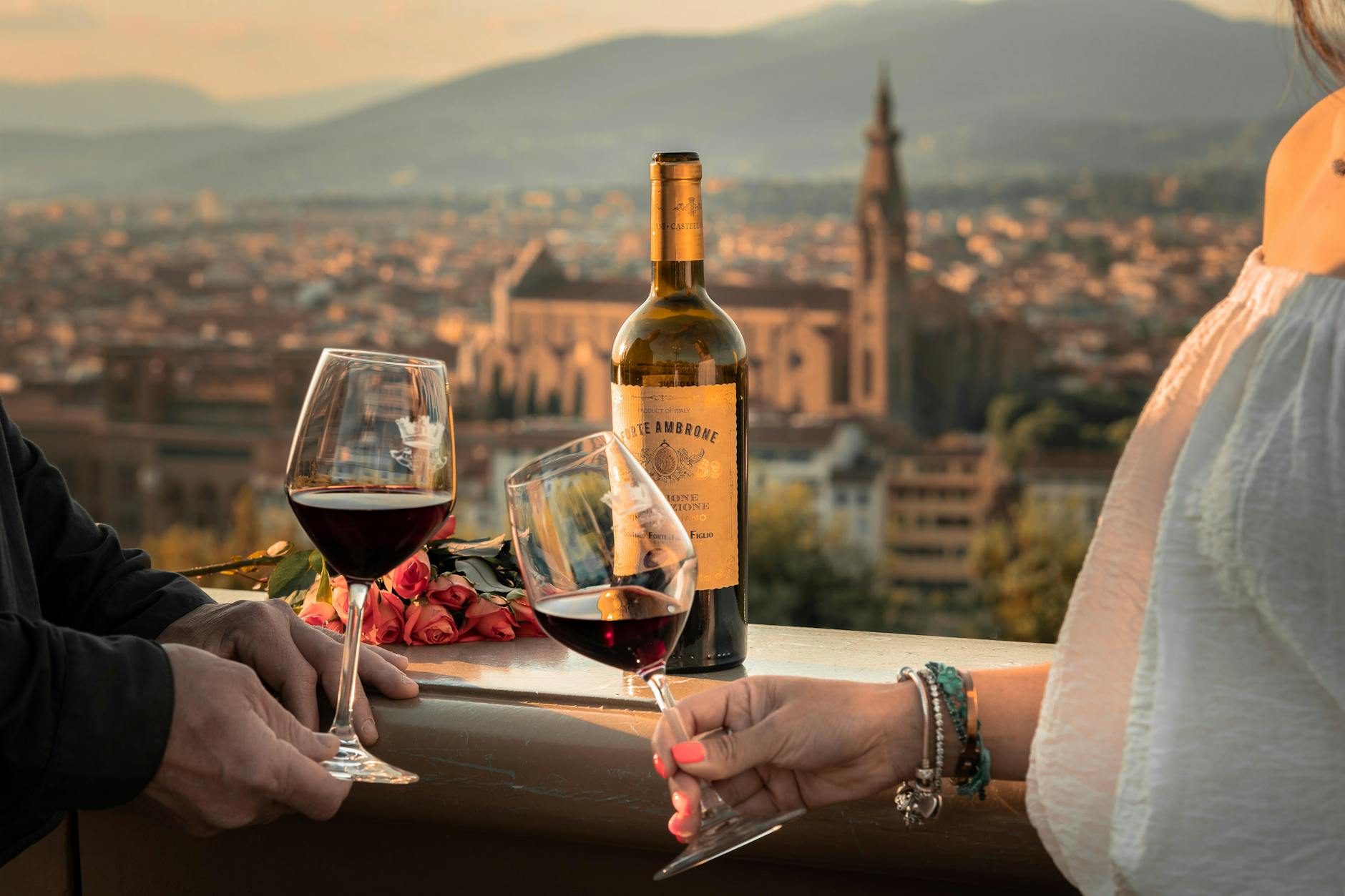 Holding — Florence, France