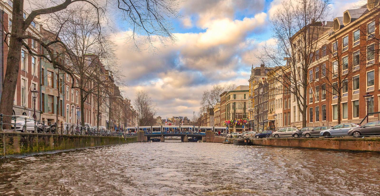 Amsterdam Paris — Netherlands