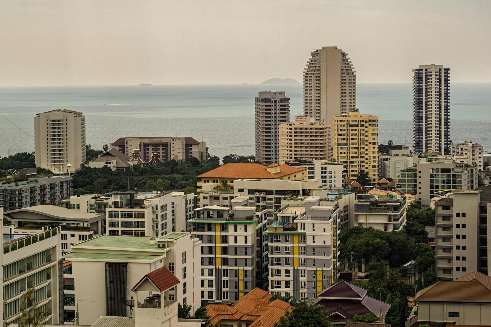Pattaya architecture at night