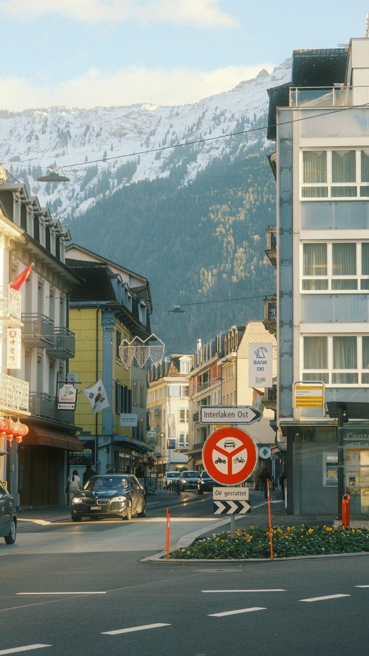 Paris Interlaken — UK