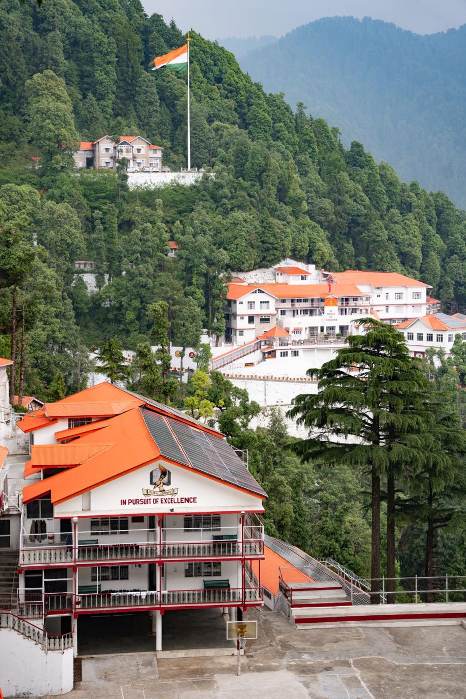 Return Dehradun — Uttarakhand, India