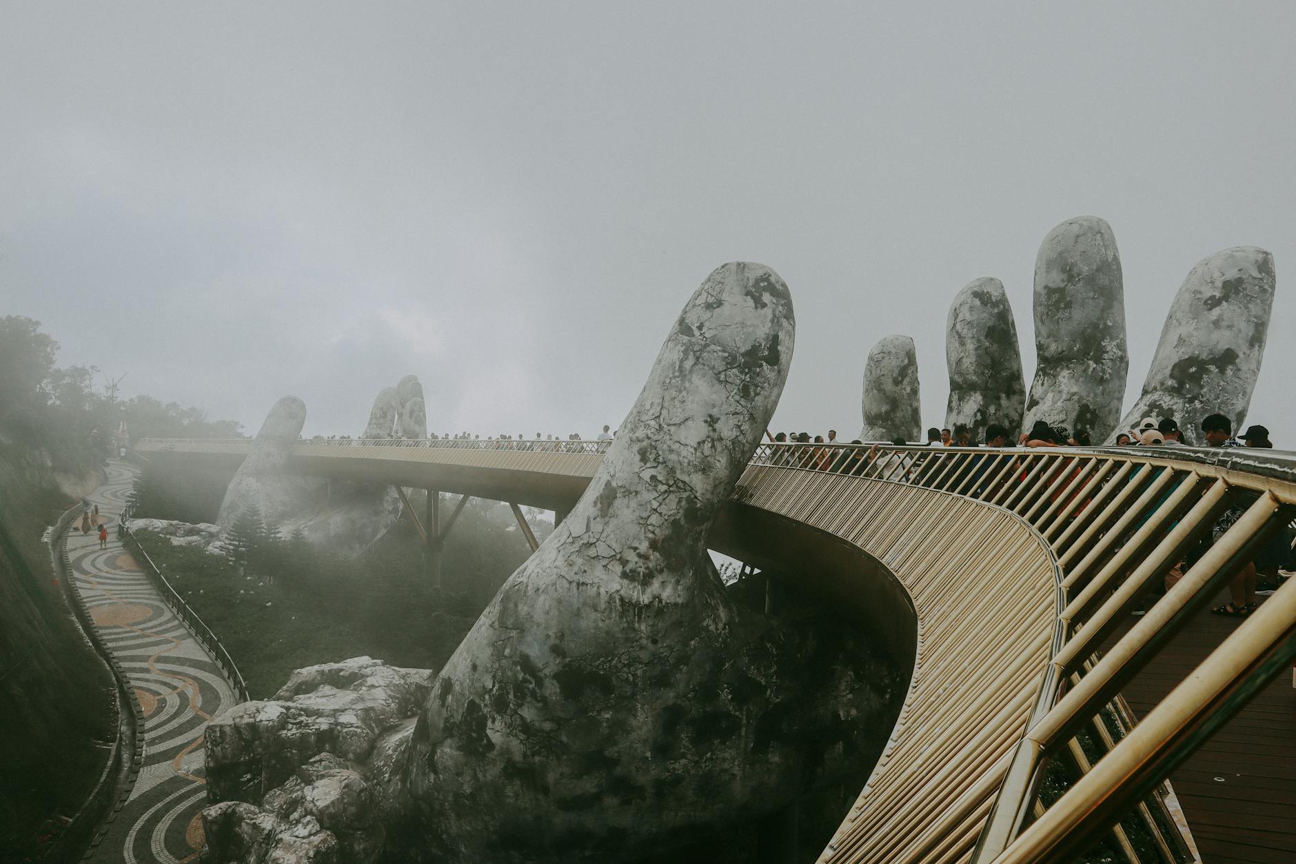 Bana Hills Golden Bridge, Vietnam