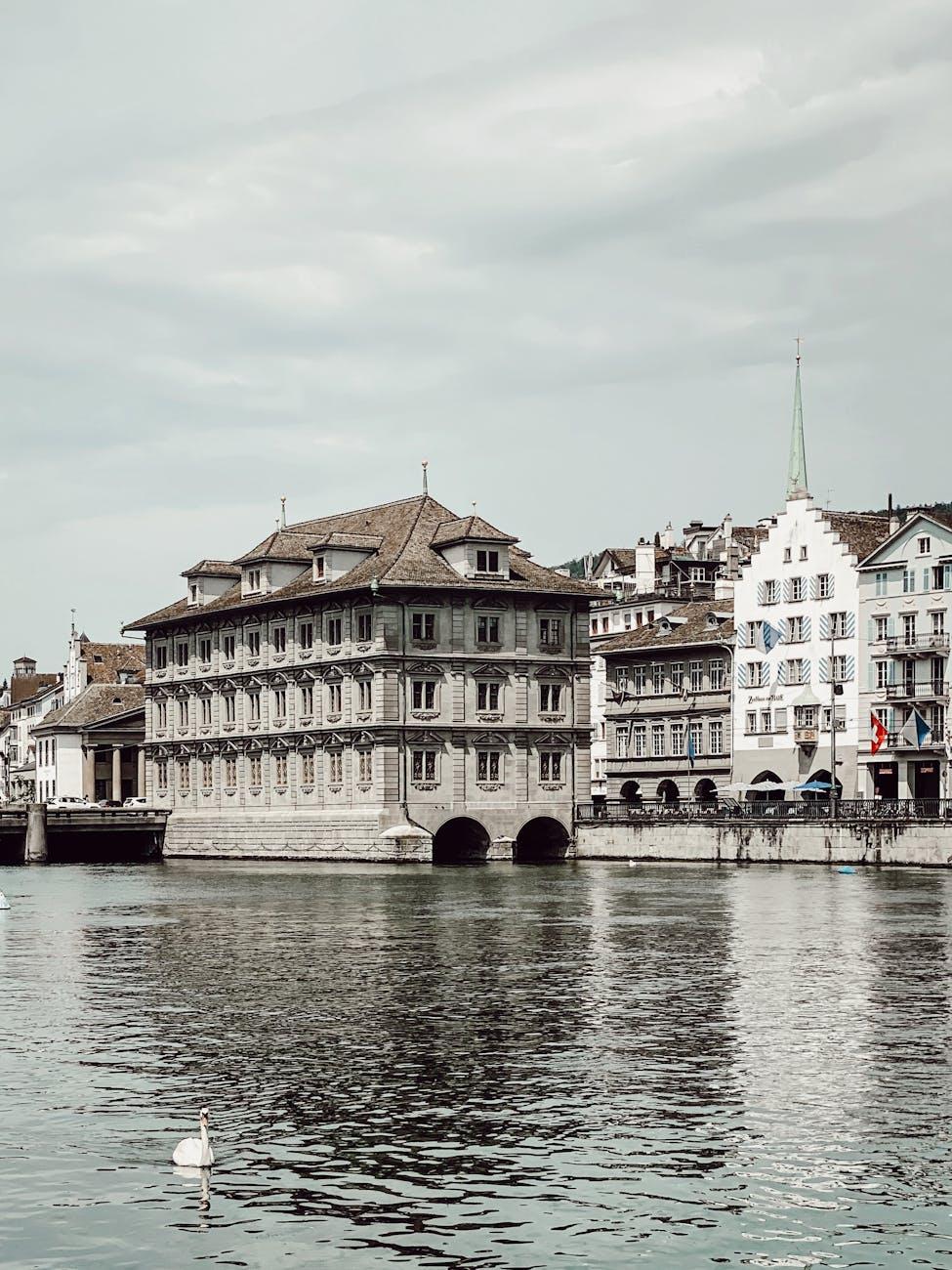 Scenic view of Zurich's historic architecture along the Limmat River