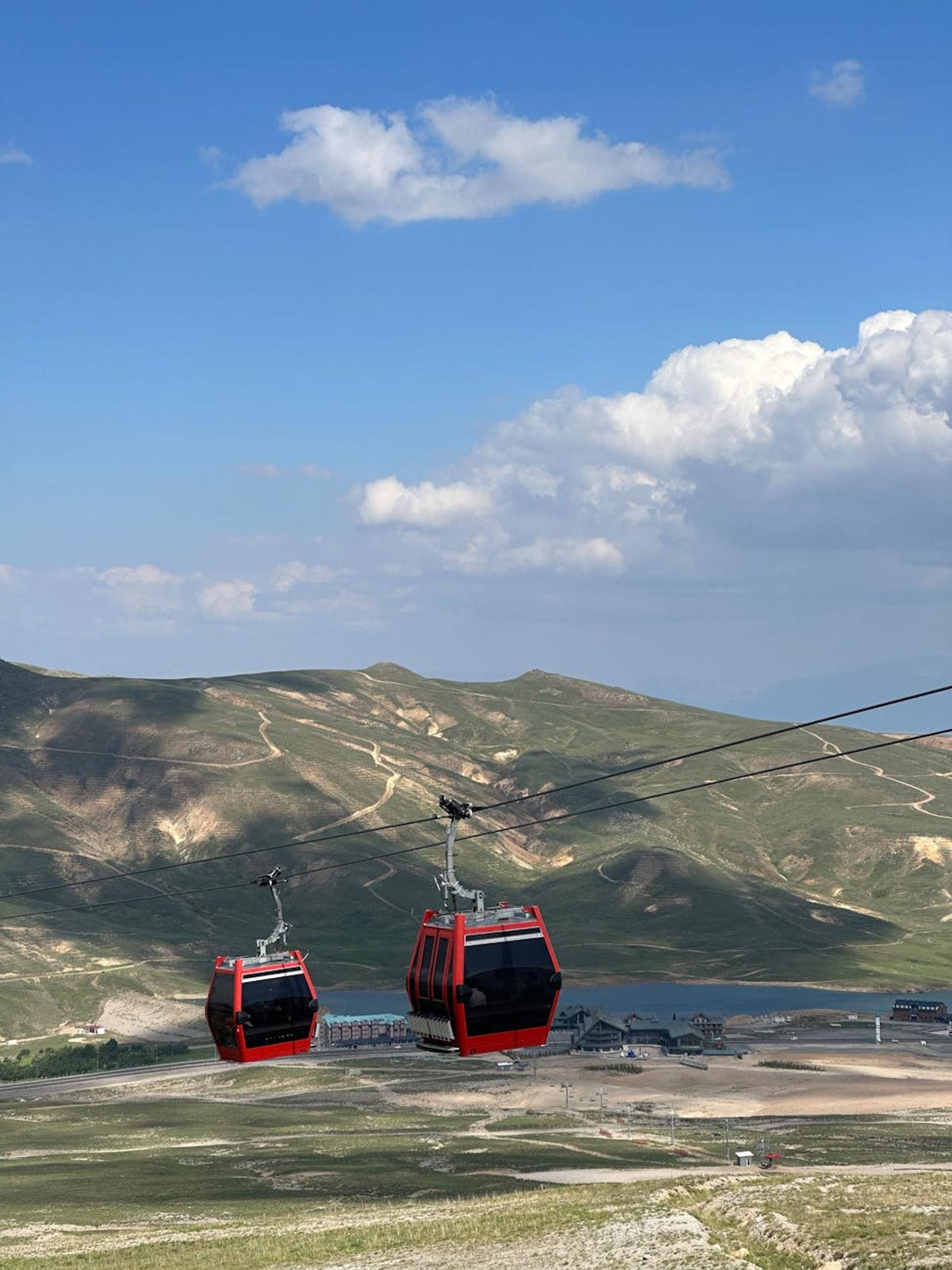 Shahdag cable car — Azerbaijan