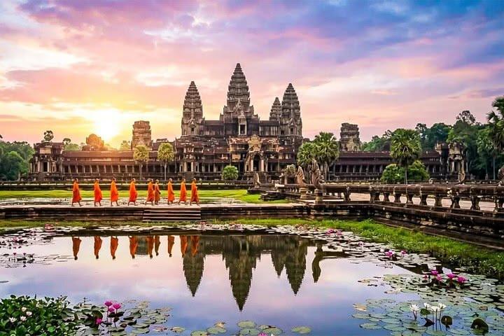 Private Angkor sunrise