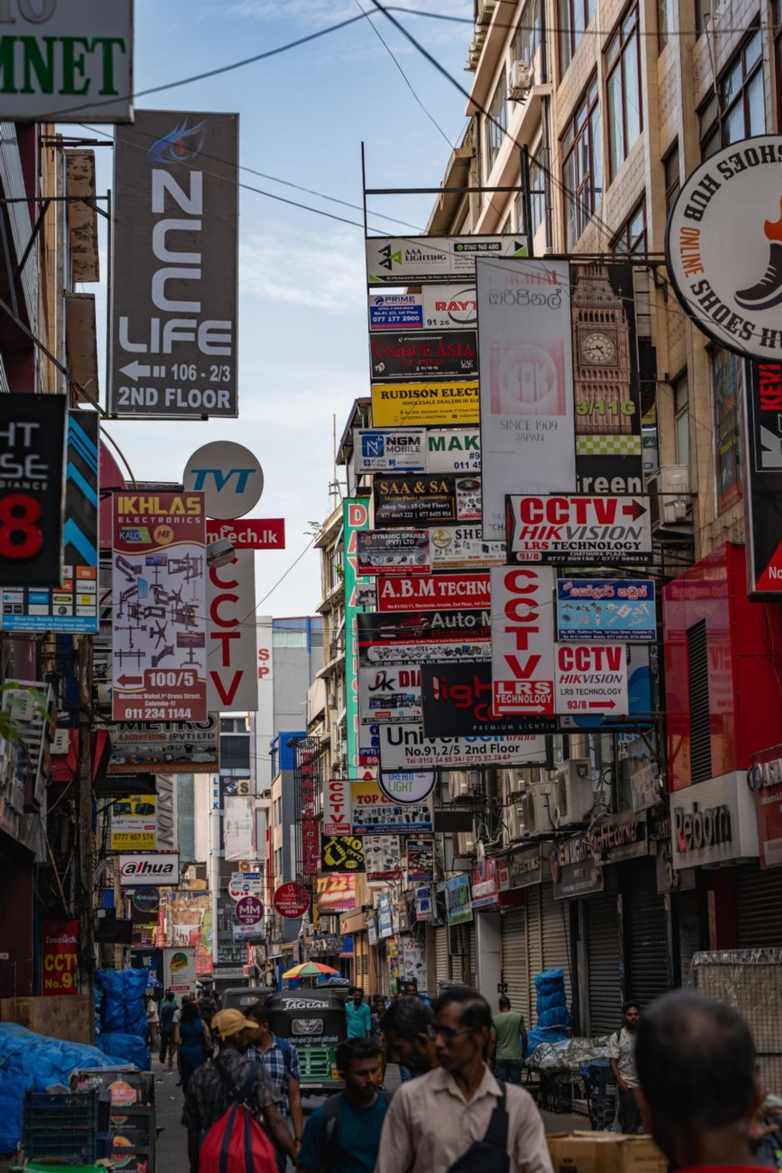 Shopping Colombo — Sri Lanka