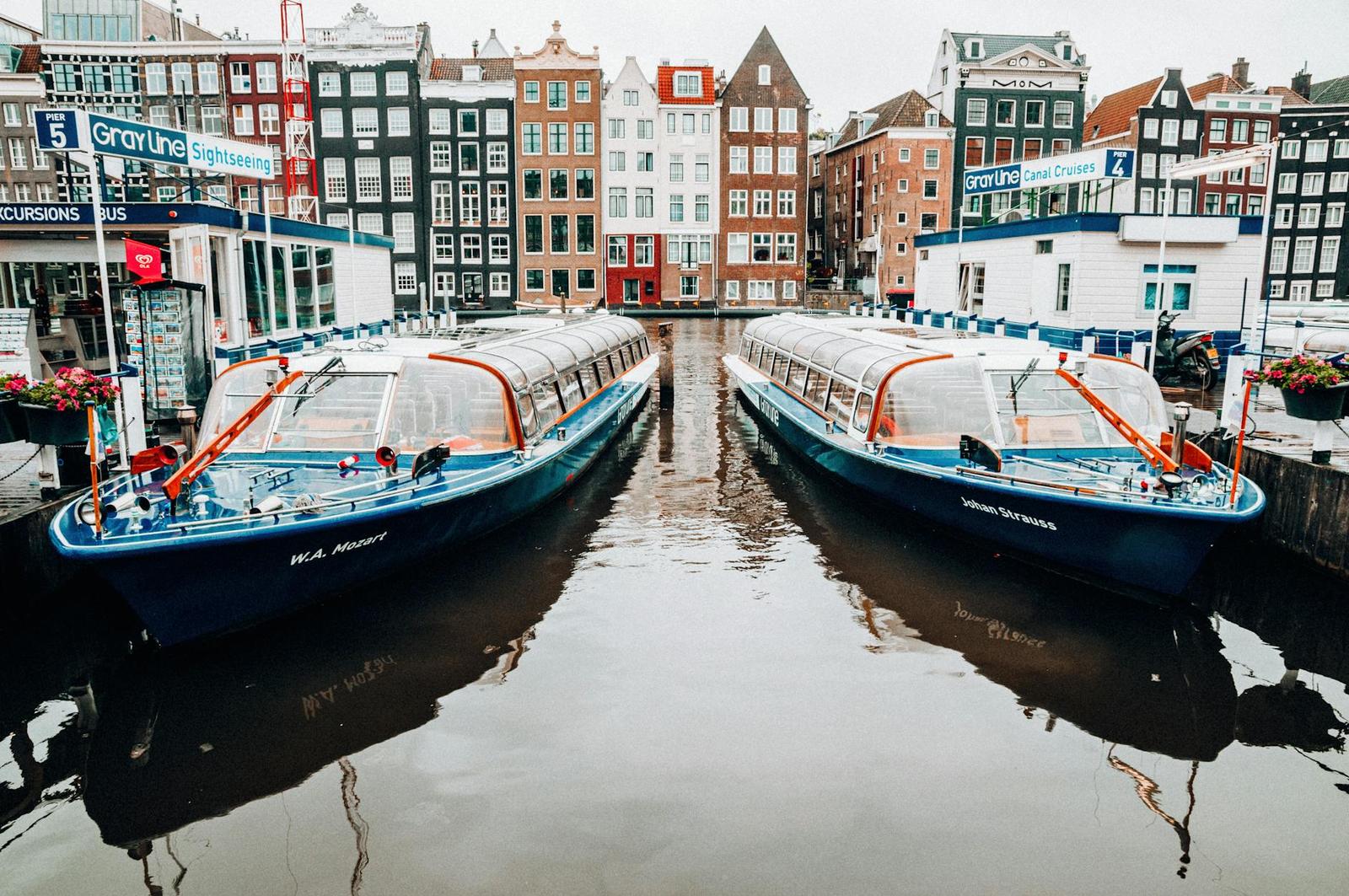 Amsterdam Highlights Canal Cruise — Netherlands