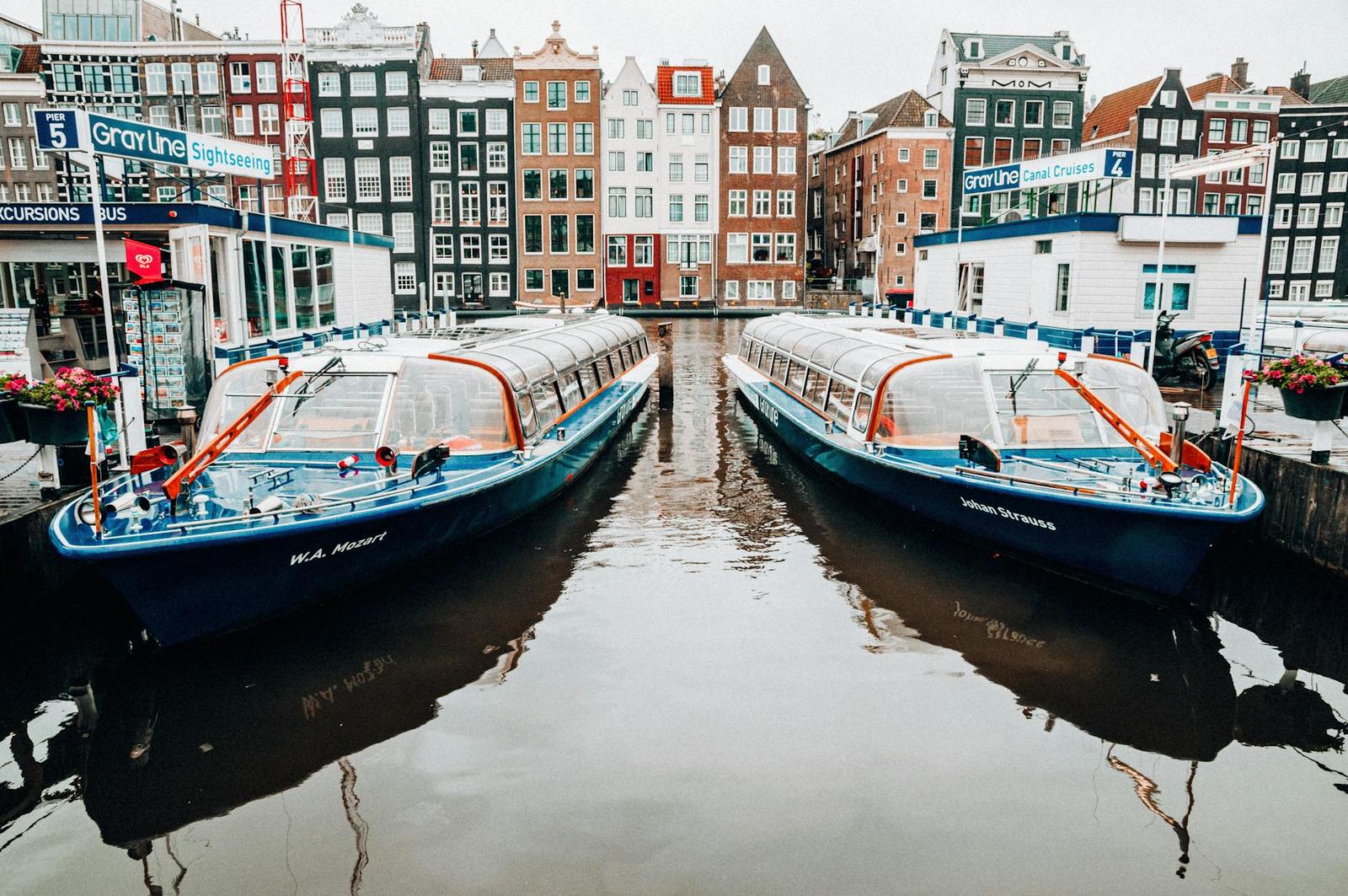 Amsterdam Highlights Canal Cruise — Netherlands