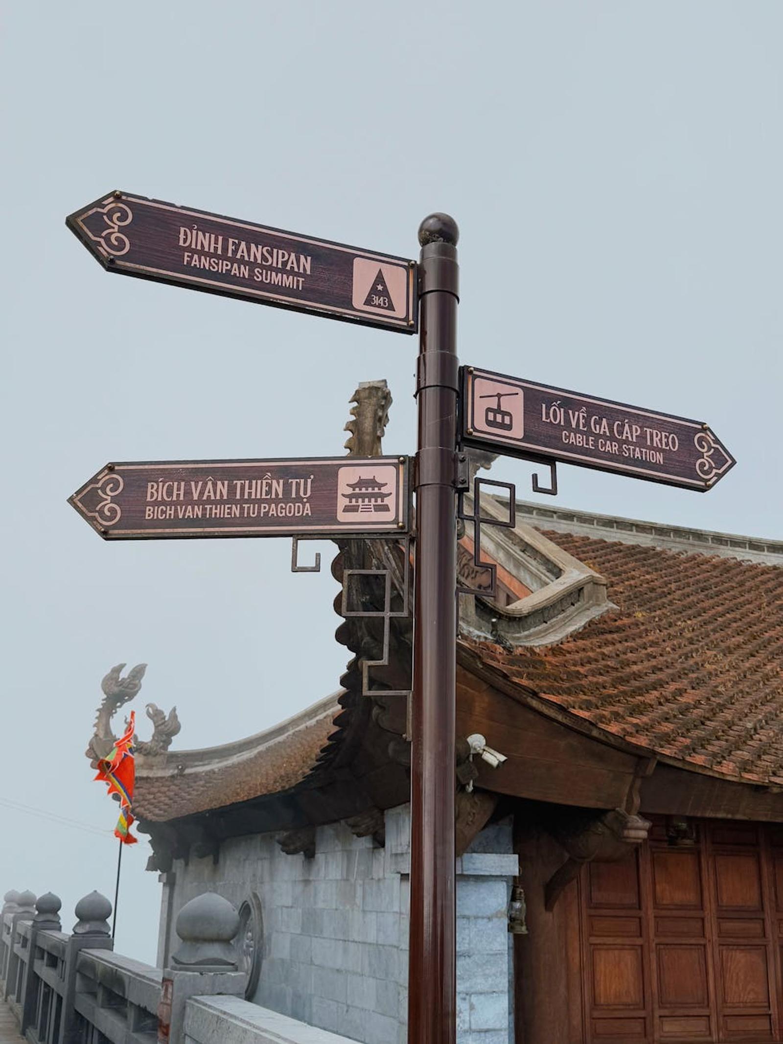 Fansipan Cable Car Cat — Vietnam