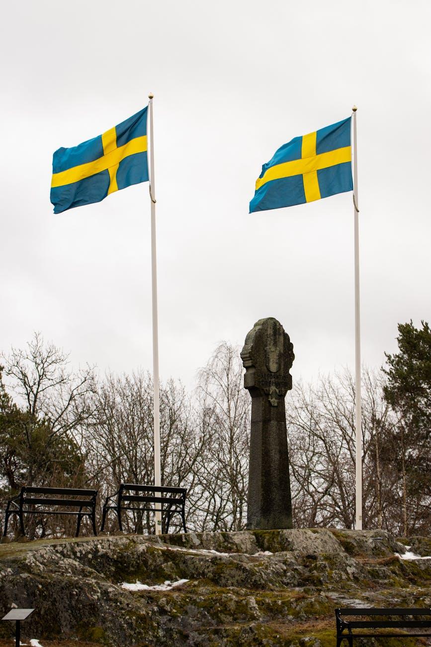 Hamlet Sweden Two Countries — Greece