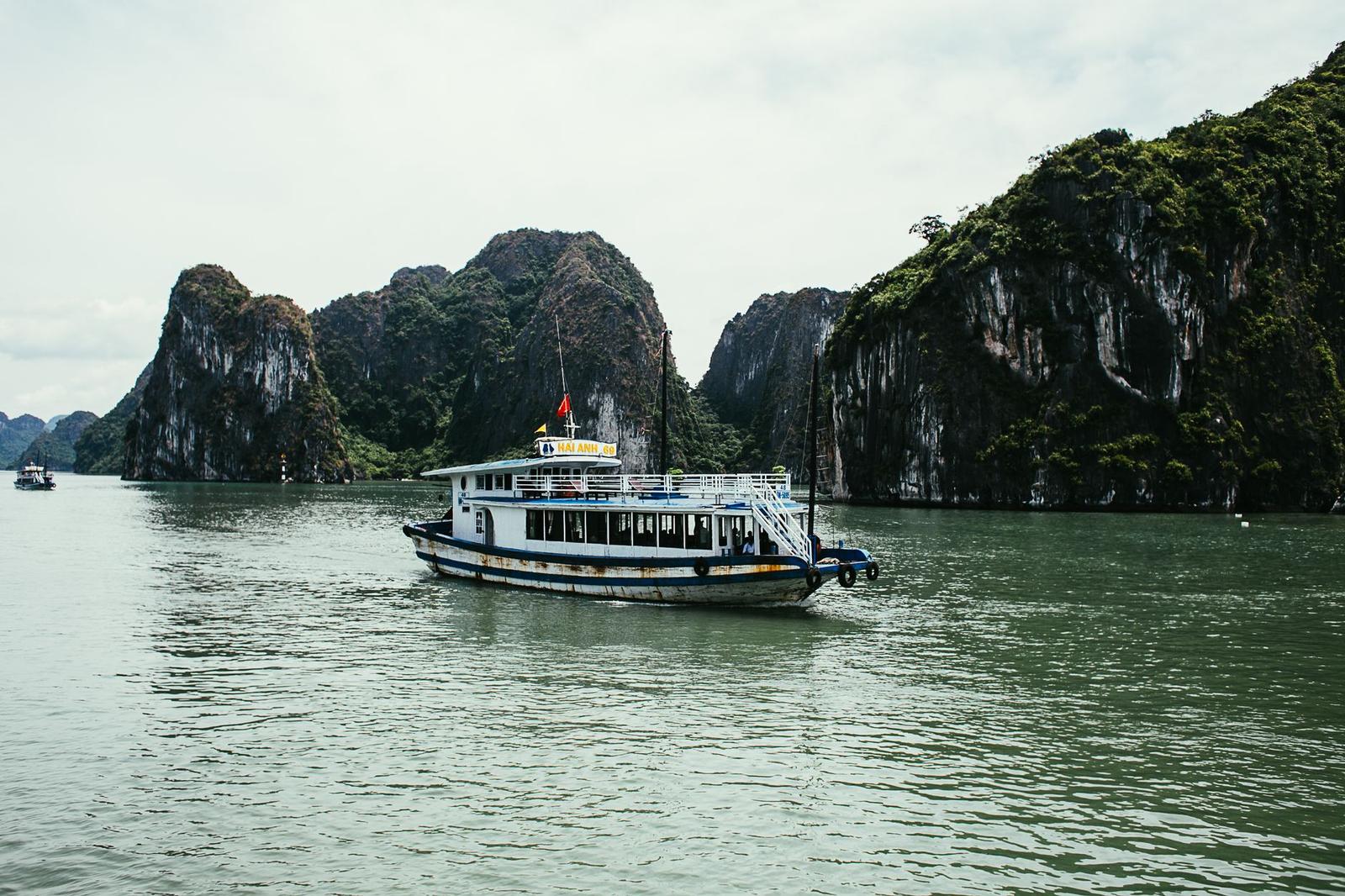 Halong Cruise, Vietnam