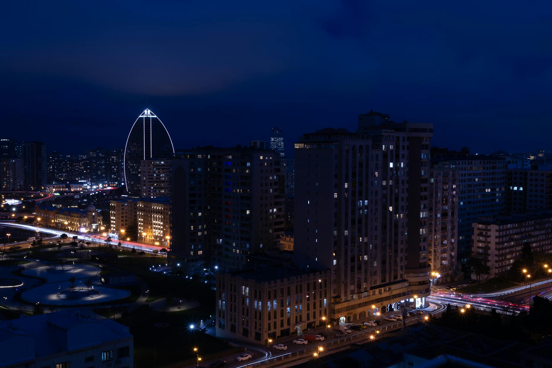 BAKU CITY TOUR | architecture at night