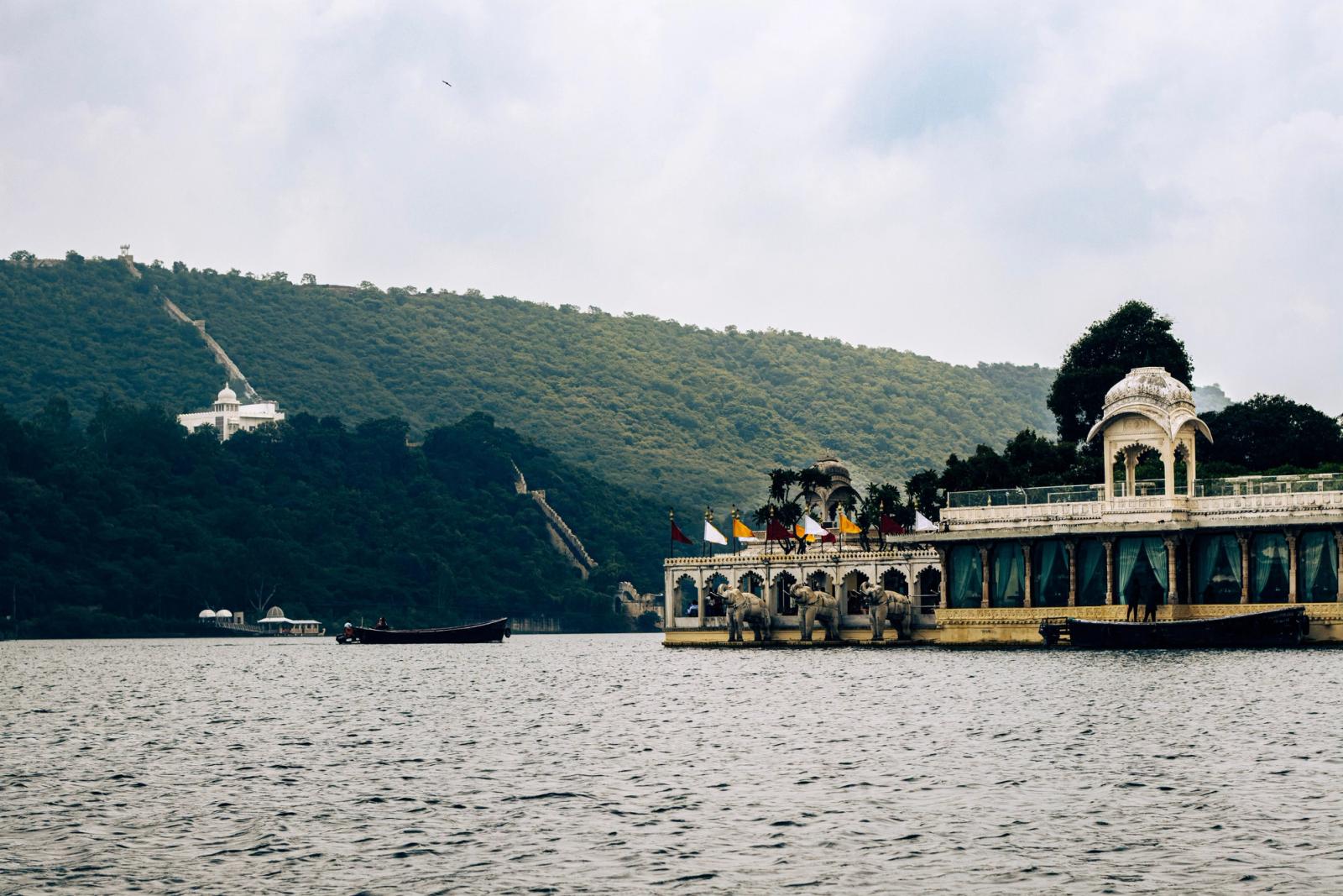 A serene view of Udaipur's architectural splendor on Lake Pichola in Rajasthan, India