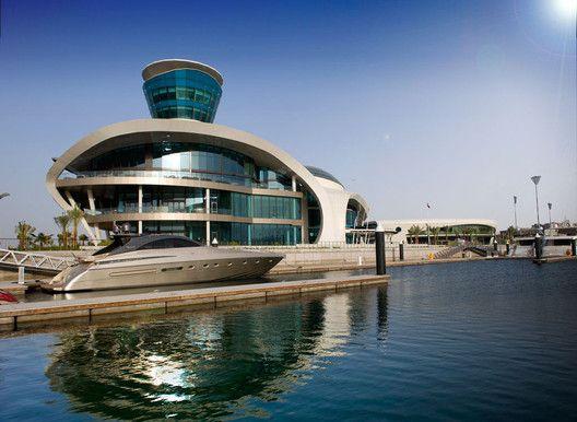 Centro Yas Island 3*, Abu Dhabi