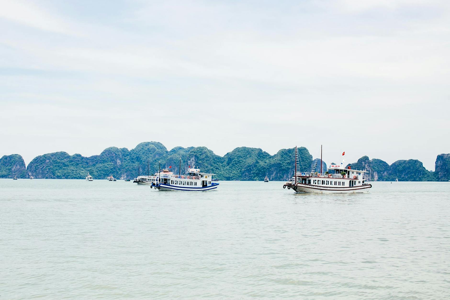 Halong Bay Cruise, Vietnam