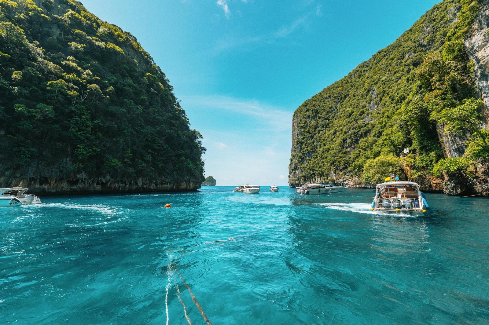 Phi Phi Island Tour With Lunch By Shared Speed Boat on day 4, Thailand