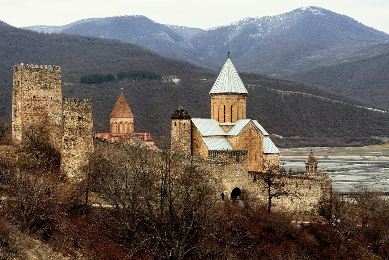Ananuri Gudauri Kazbegi Excursion — Azerbaijan