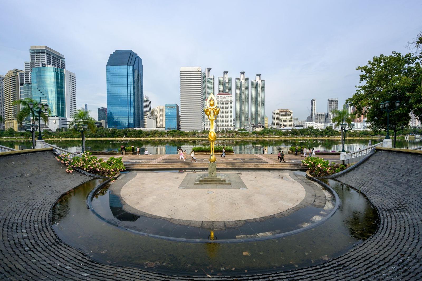 Bangkok gold — Bangkok, Singapore