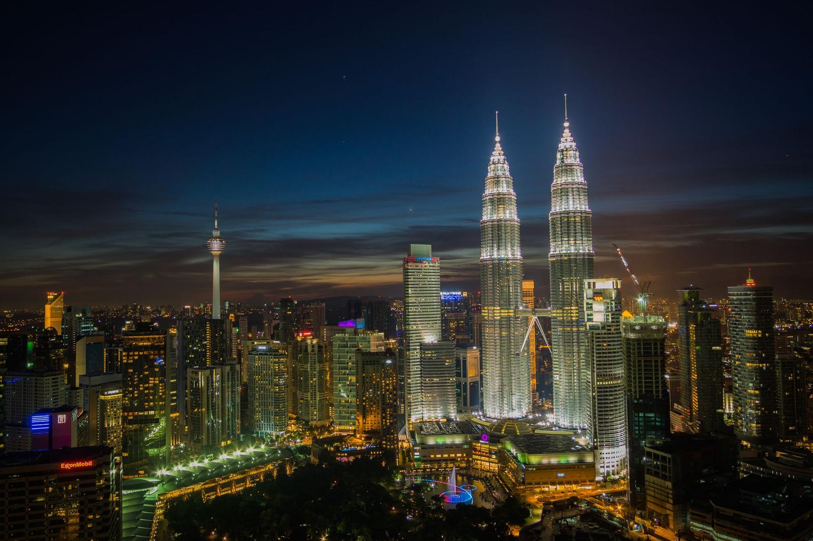 Kl & Genting Tour, Singapore + Malaysia