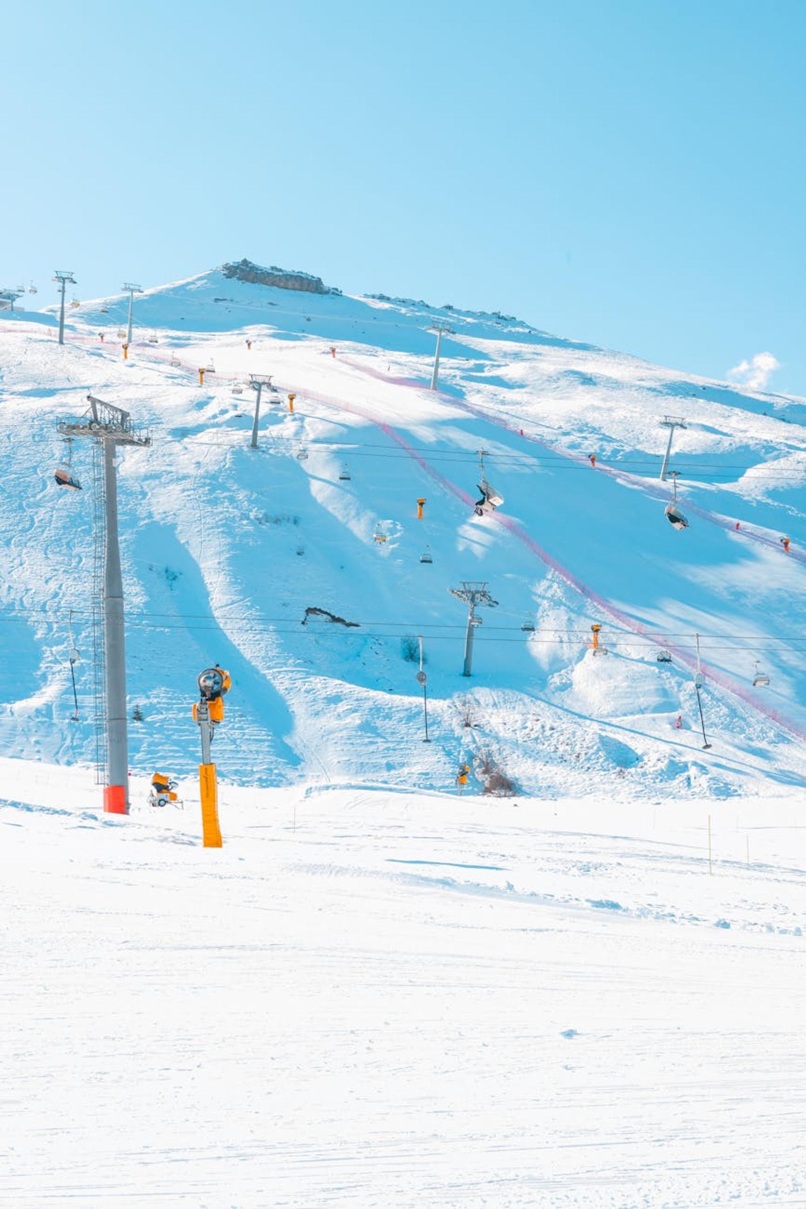 Shahdag snow roller coaster — Azerbaijan