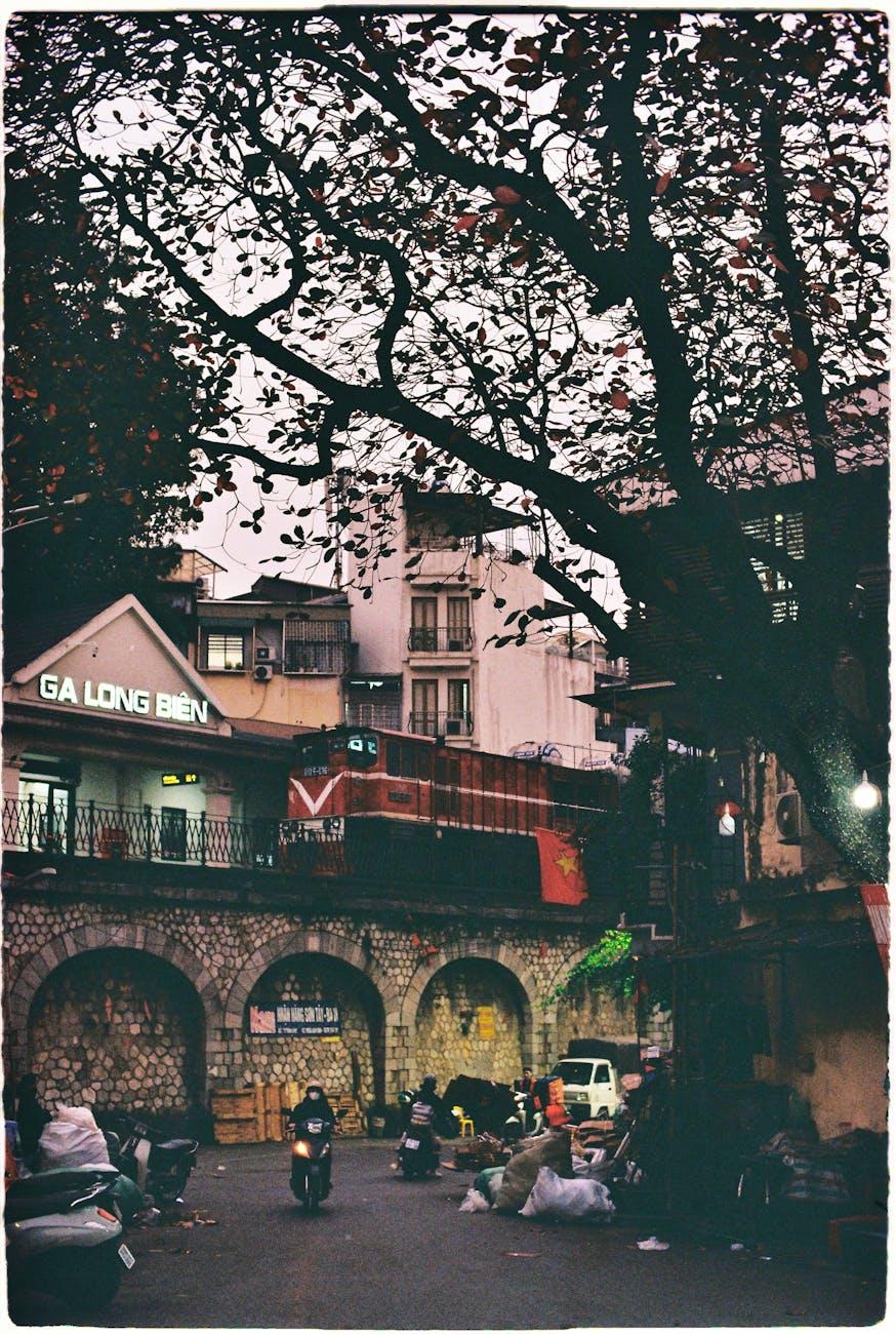 Dec friday Hanoi Long — Vietnam