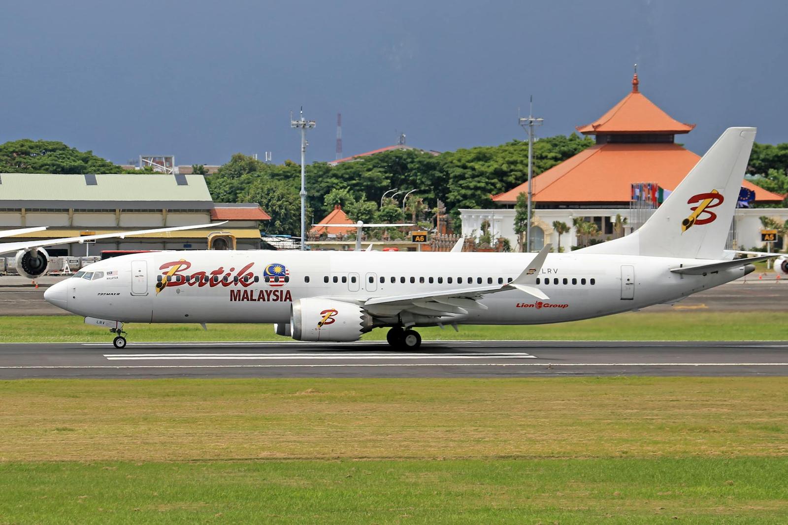 Arrive In Denpasar on day 1, Malaysia + Indonesia