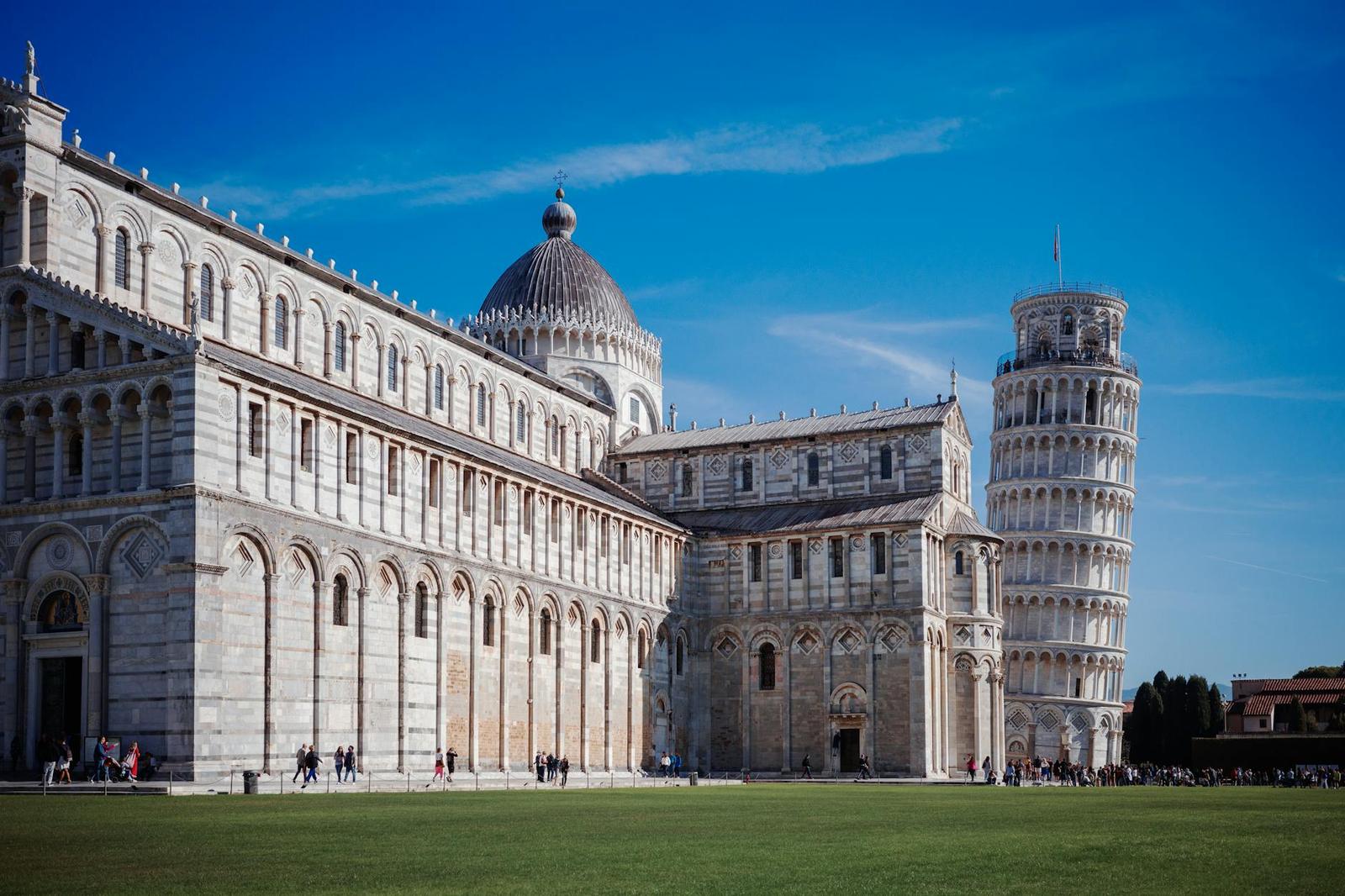 Leaning Tower Pisa Cathedral — UK