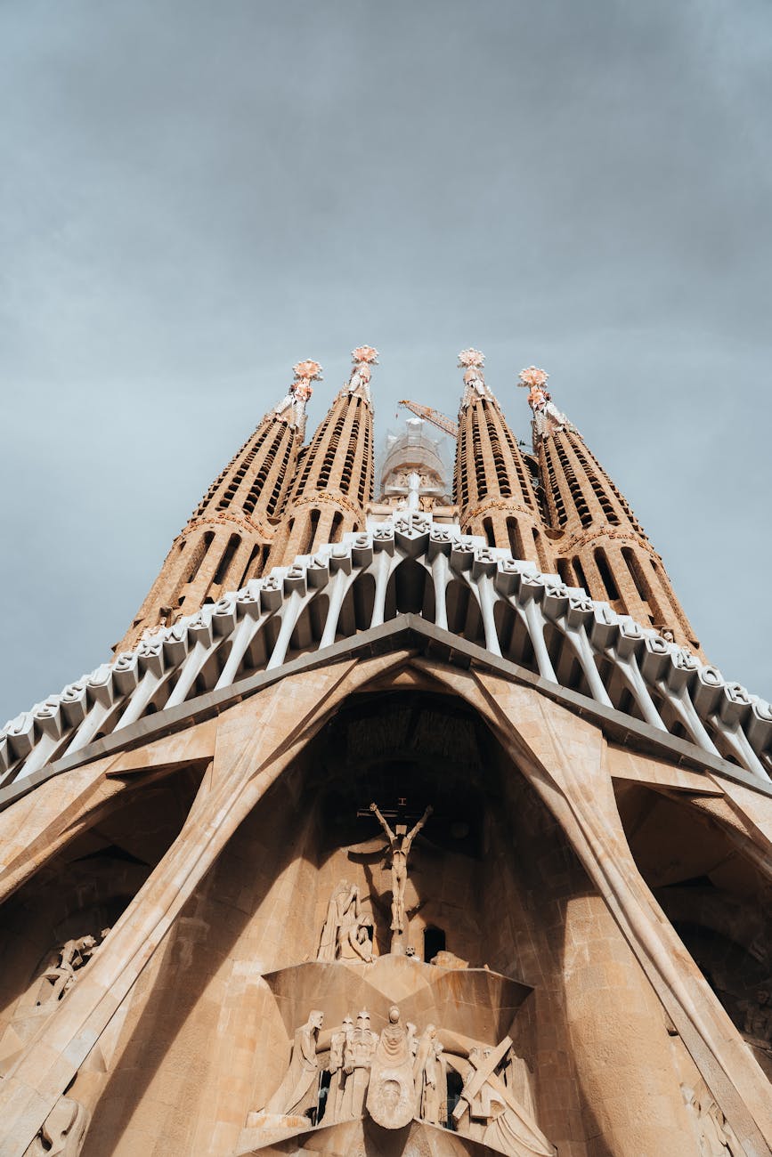 Sagrada Familia Montju — Spain