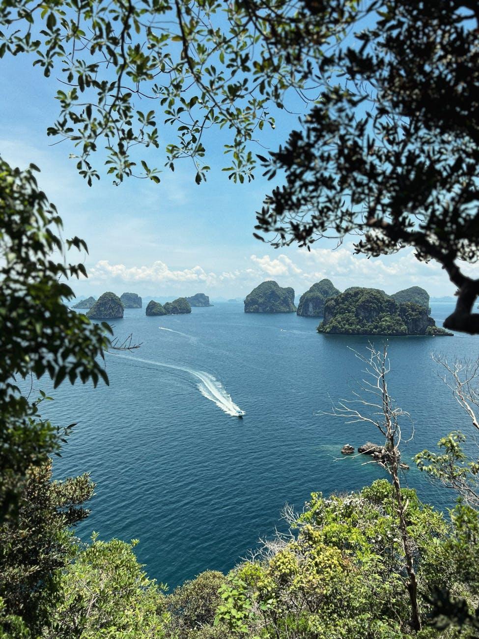 Krabi Islands speedboat — Thailand
