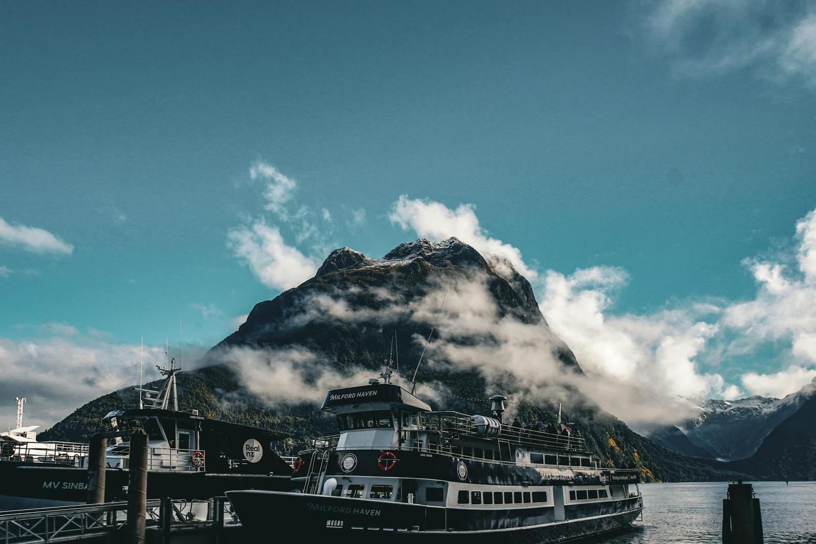 Milford Sound Cruise Picnic — Australia