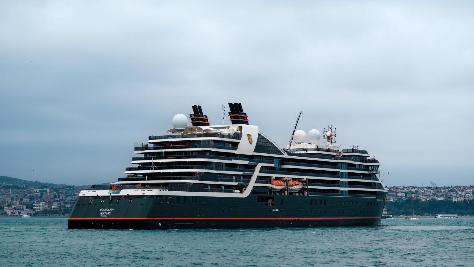 Port Klang — Genting Dream Cruise, Singapore