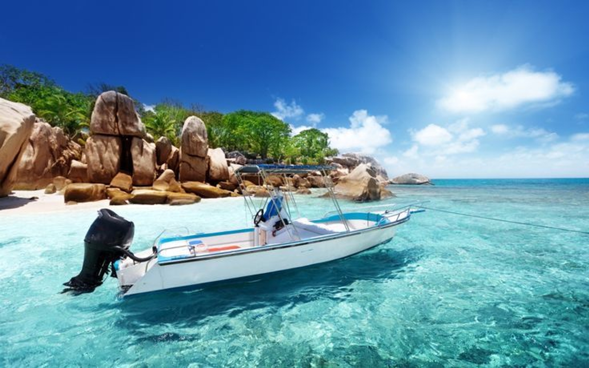 Andaman beach boats