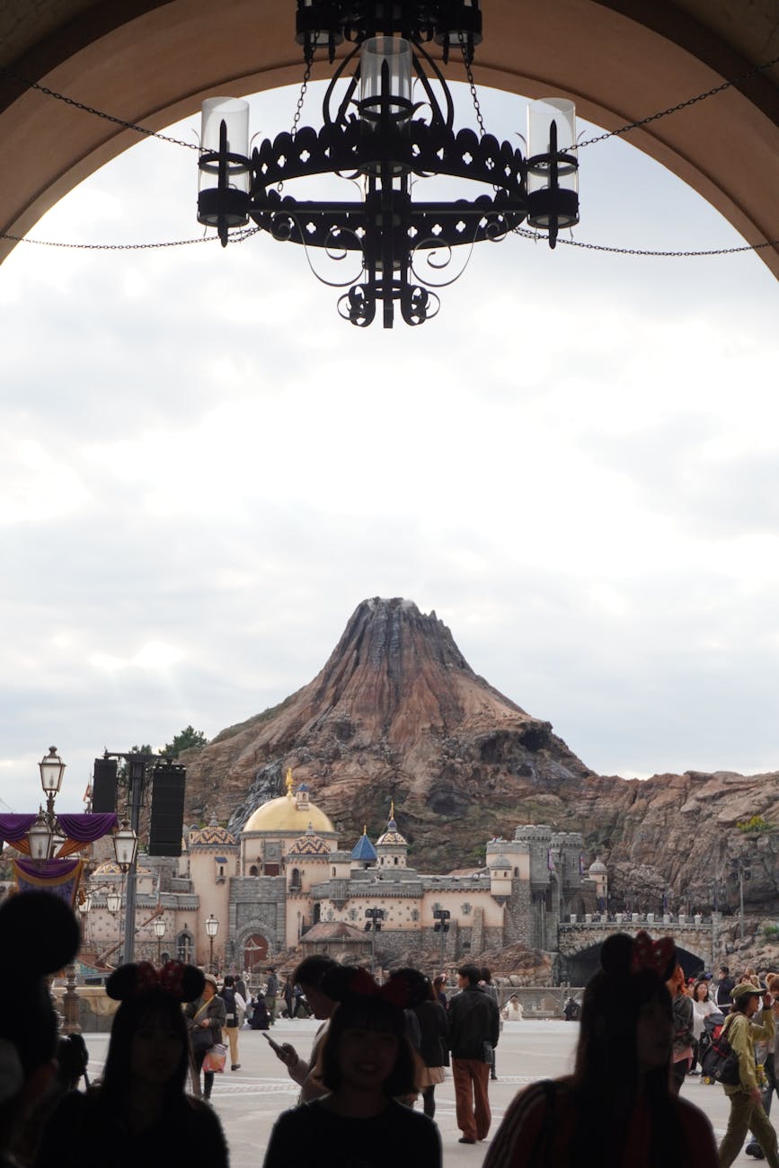 Full Tokyo Disneyland — Japan