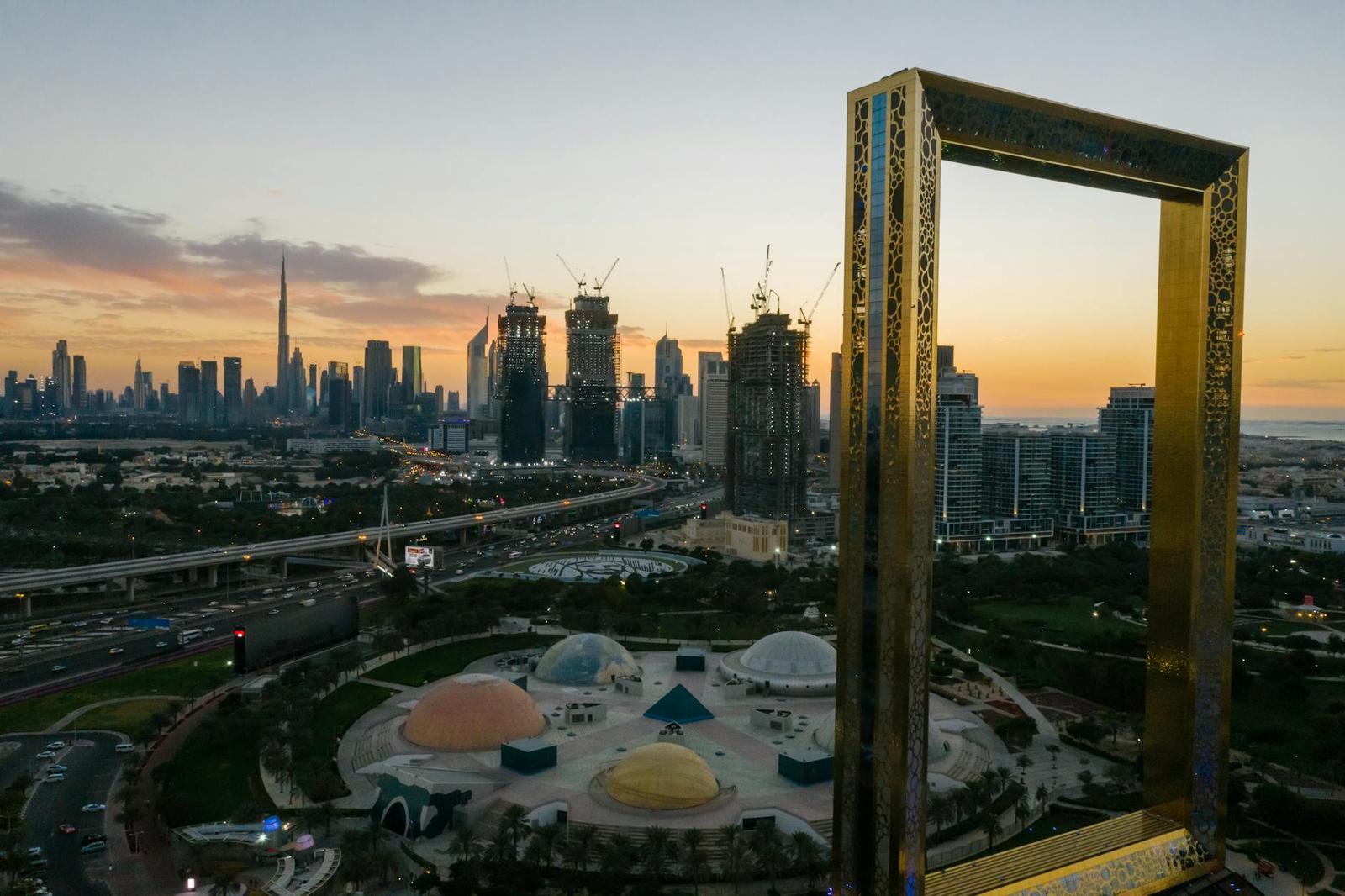 The Dubai Frame with old and new Dubai on either side