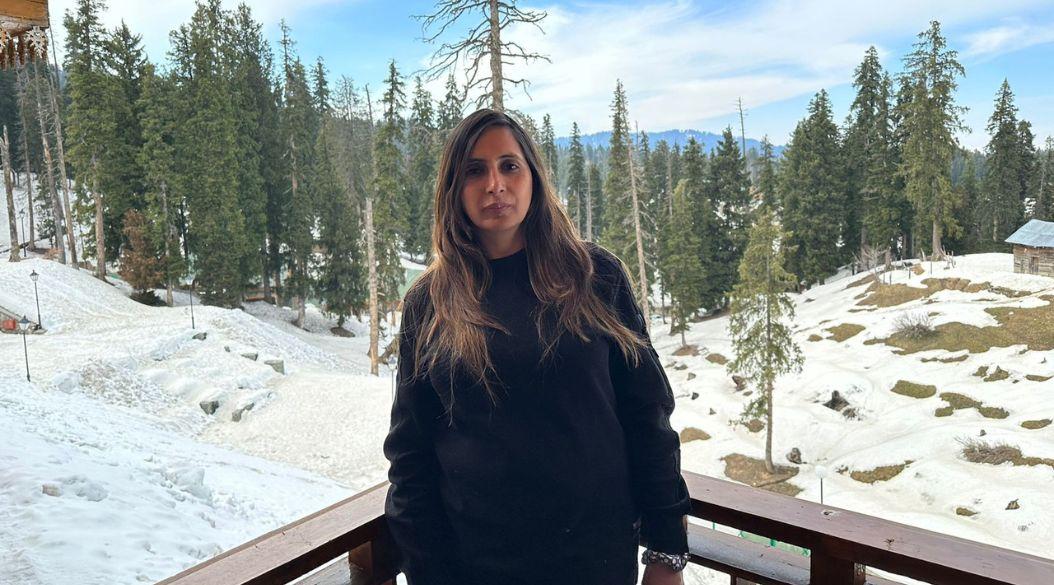 A women in a black sweatshirt