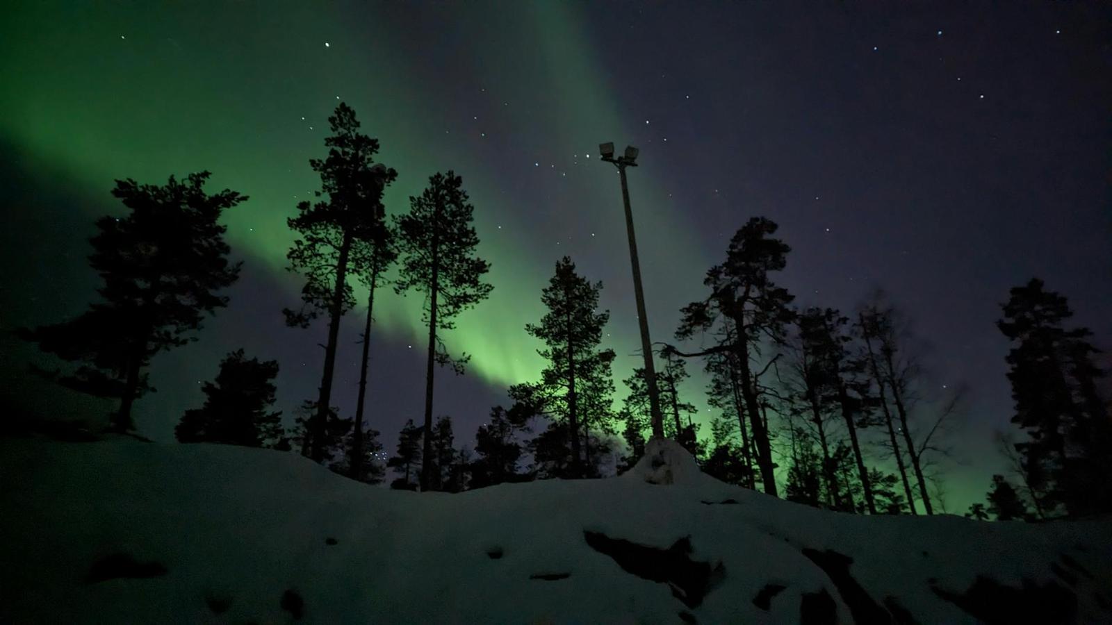 Northern Lights chase — Finland