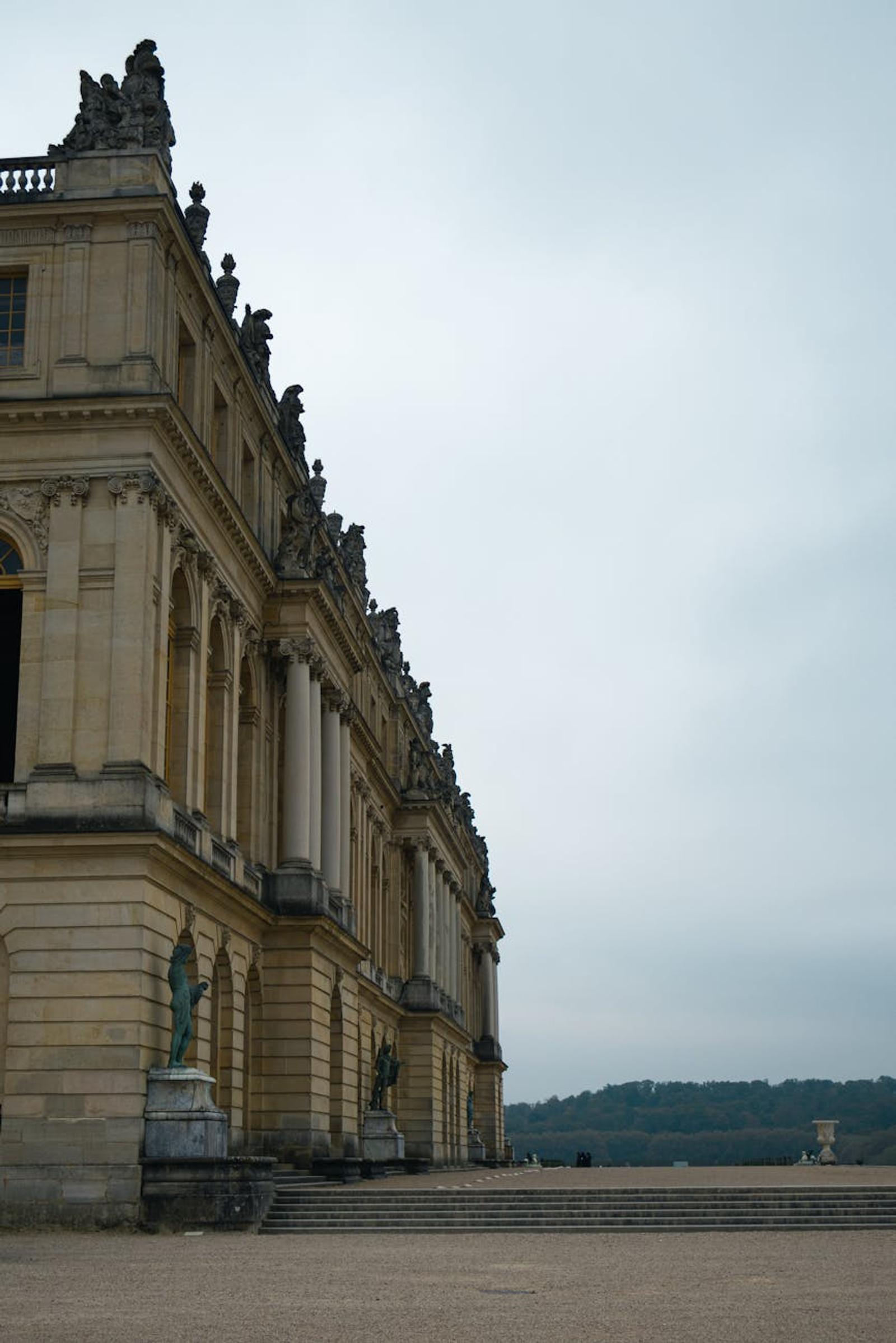 Palace Versailles — Switzerland