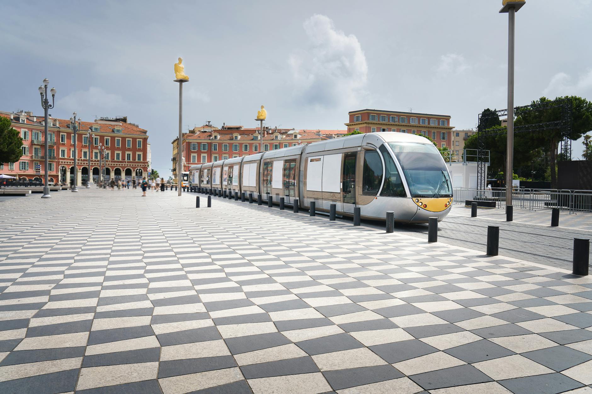 Nice City Electric Taxi — France