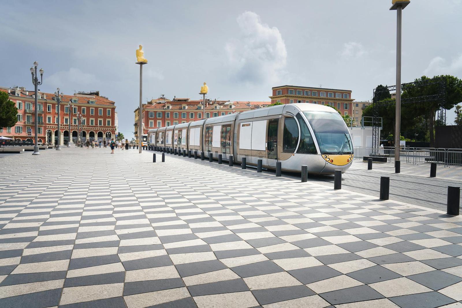 Nice City Electric Taxi — France