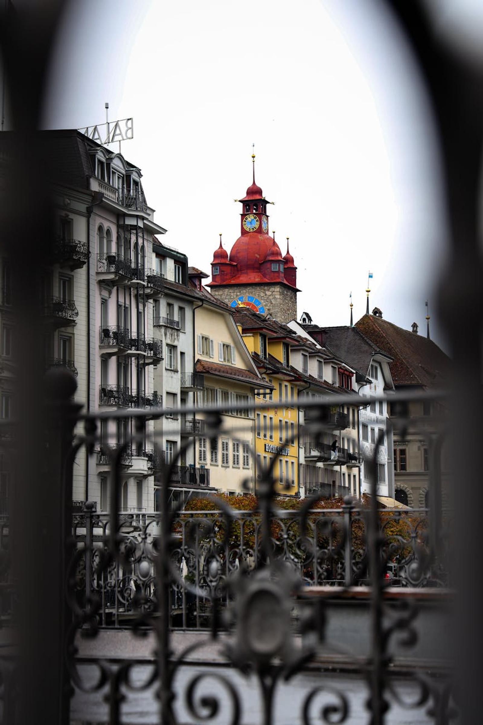 Paris Lucerne — UK