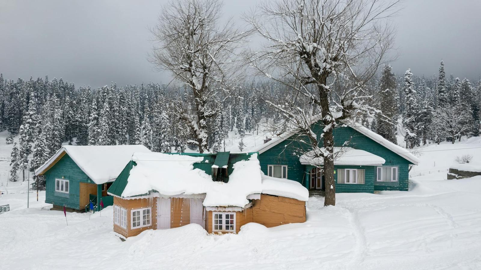 Overnight Gulmarg — Kashmir & Ladakh, India