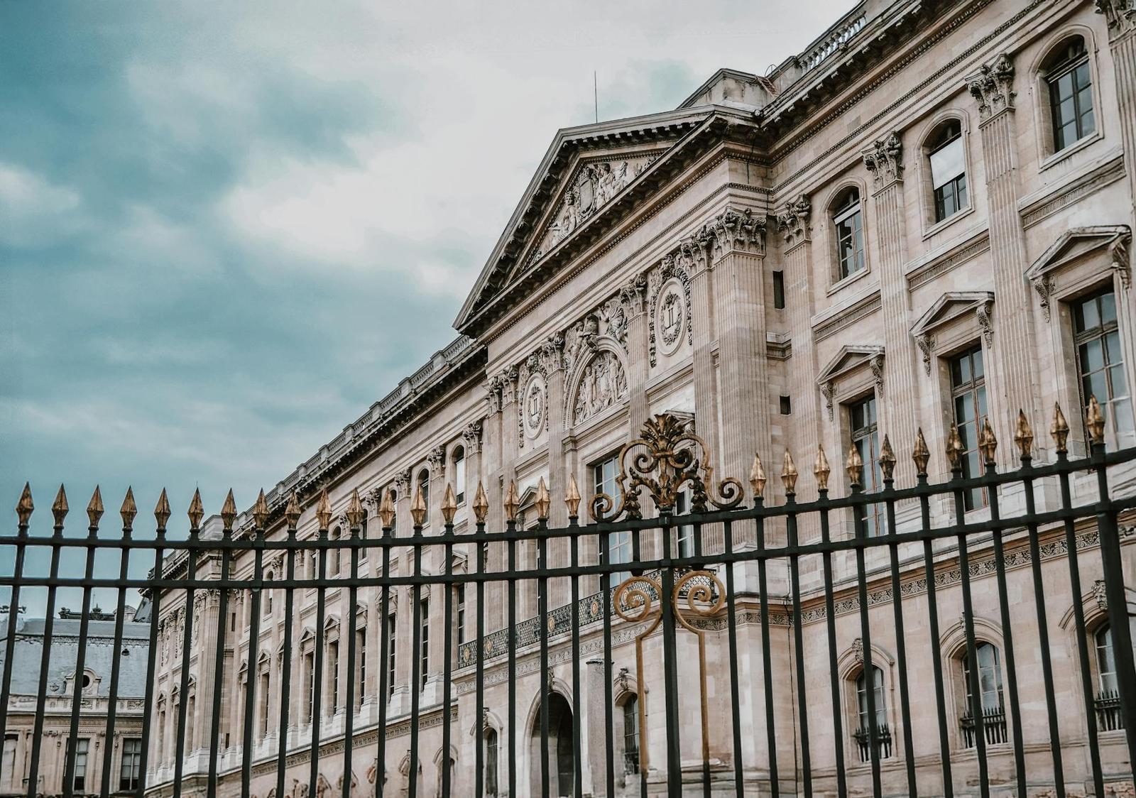 Versailles & Louvre, France + Italy