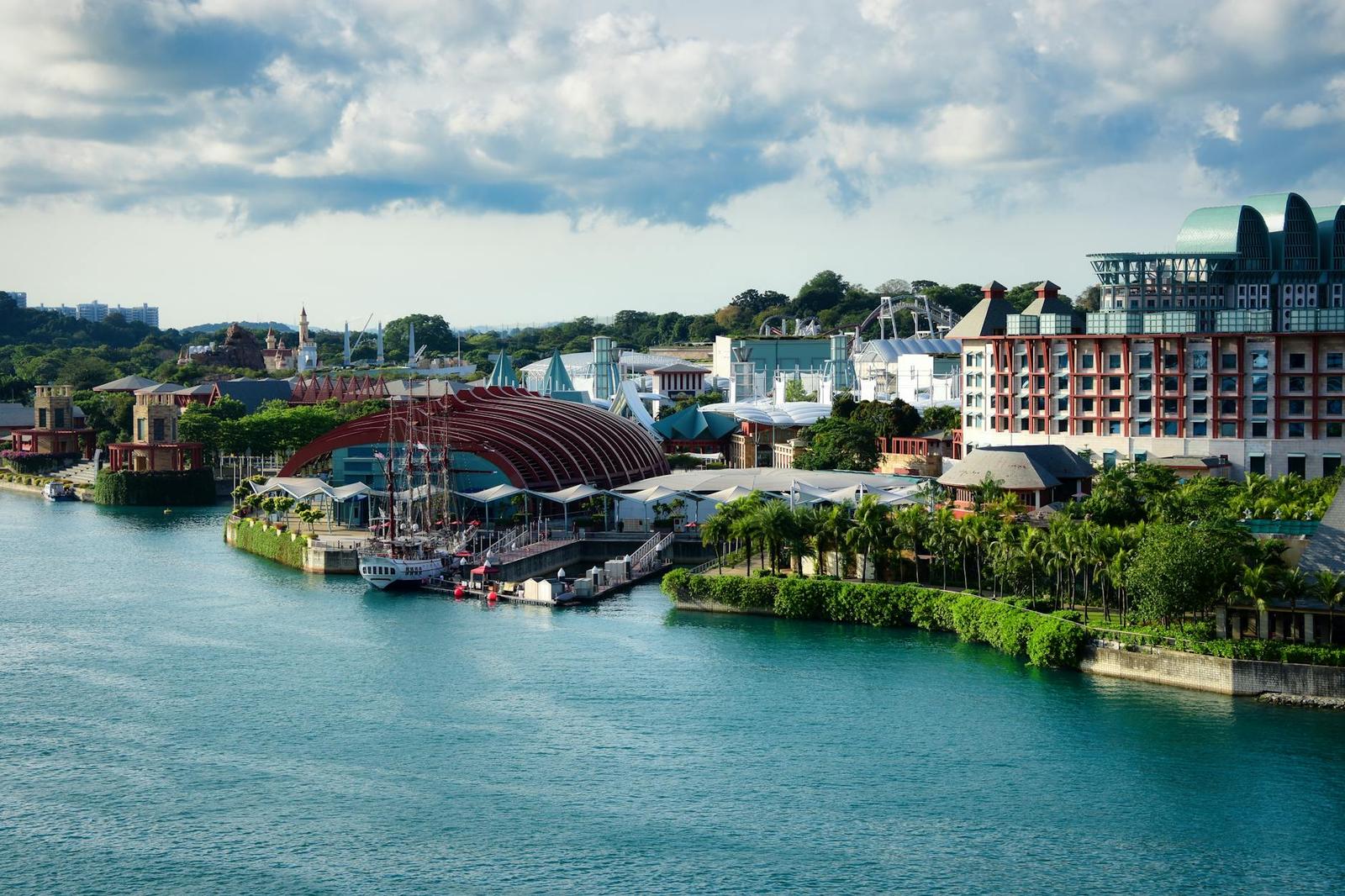 Sentosa & Wings Of Time, Malaysia + Singapore